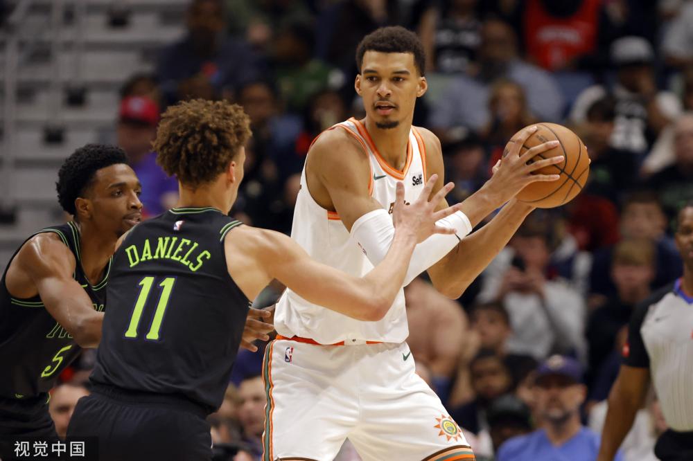 力出众的 力出众的