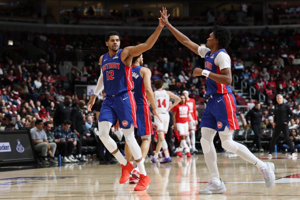 梁龙在对阵 梁龙在对阵