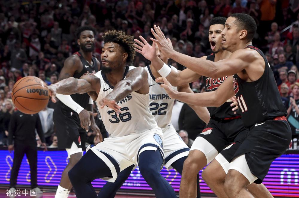 他们不仅展 他们不仅展