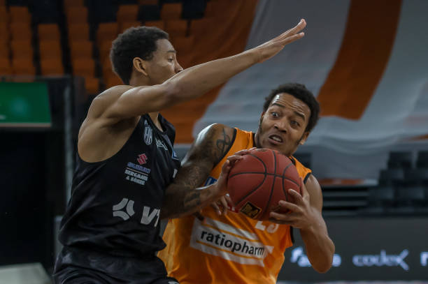 队稳定发挥 队稳定发挥