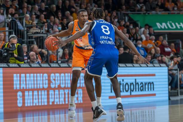 务实且灵活 务实且灵活